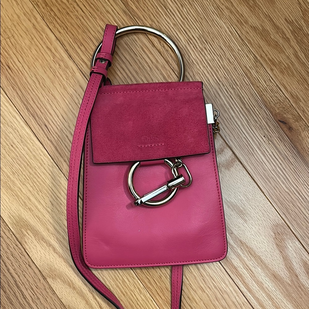 Chloe Pink Crossbody Bag with Structured Design and Silver Ring
